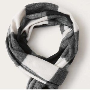 NEW Abercrombie & Fitch Woven Scarf White Check